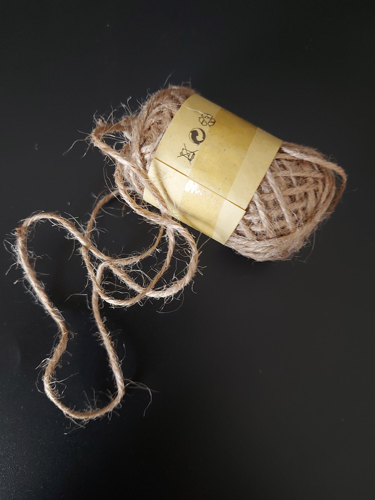 Jutový provázek režný přírodní oválný 9g - Obrázek 3